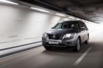 Nissan Pathfinder Hybrid 2015 года